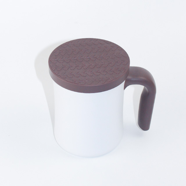  カスタマイズされた再利用可能な 13 オンスのステンレス鋼コーヒーマグ卸売シリコングリップ蓋付き