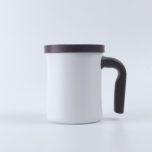  カスタマイズされた再利用可能な 13 オンスのステンレス鋼コーヒーマグ卸売シリコングリップ蓋付き